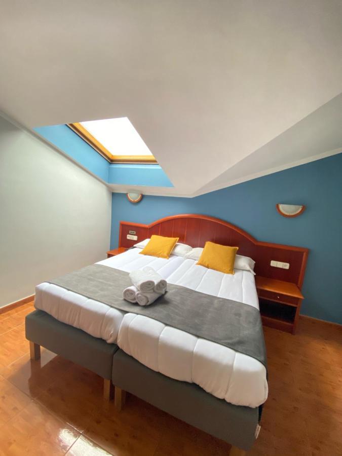 Hotel - Apartamentos Peña Santa Benia De Onis Bagian luar foto